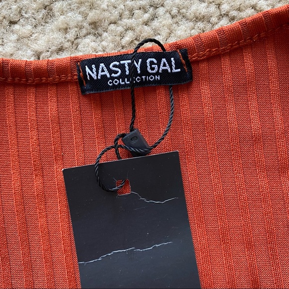 Nasty Gal Orange Ribbed V-Neck Bodysuit - Picture 3 of 3